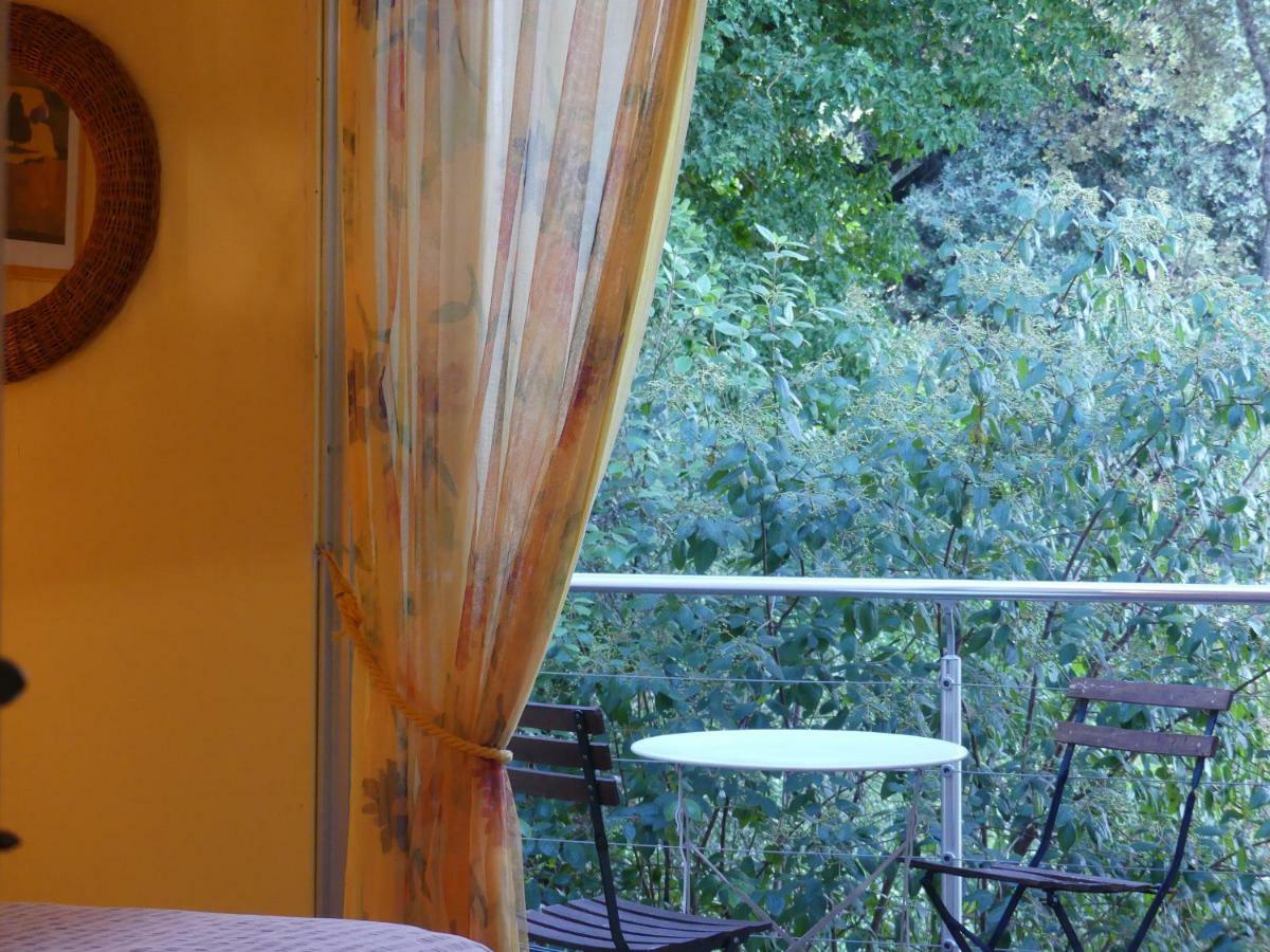Les 3 Saisons Bed & Breakfast Cucuron Exterior photo